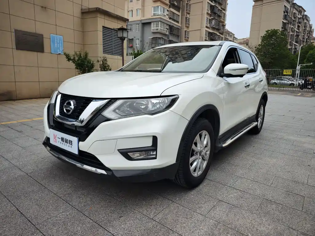 Nissan X-Trail 2020 — фото 1