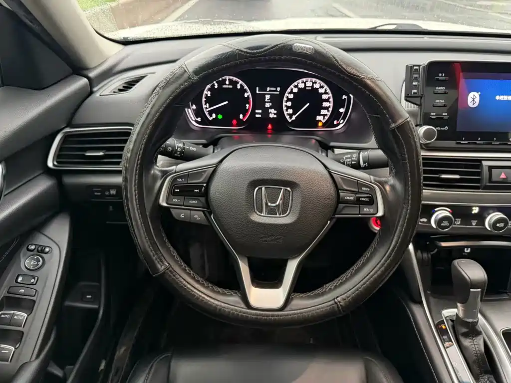 Honda Accord 2020 — фото 8