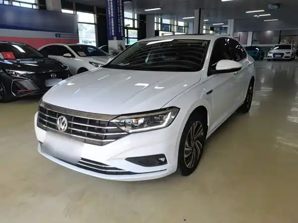 Volkswagen Sagitar 2022
