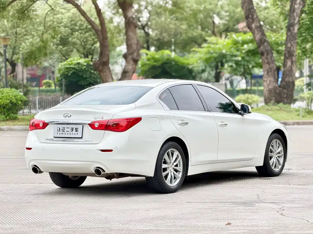 Infiniti Q50 2014 — фото 5