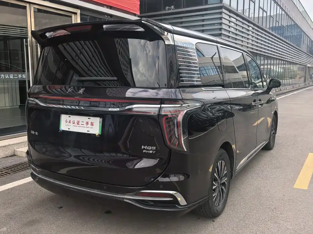 Hongqi HQ9 PHEV 2024 — фото 12