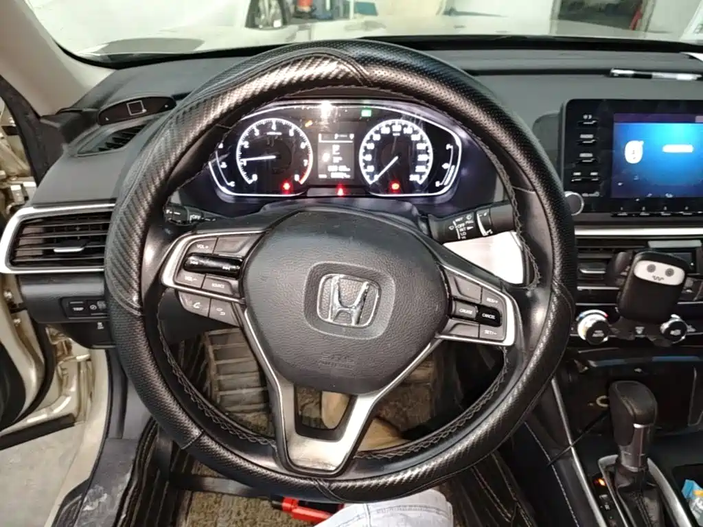 Honda Inspire 2019 — фото 11