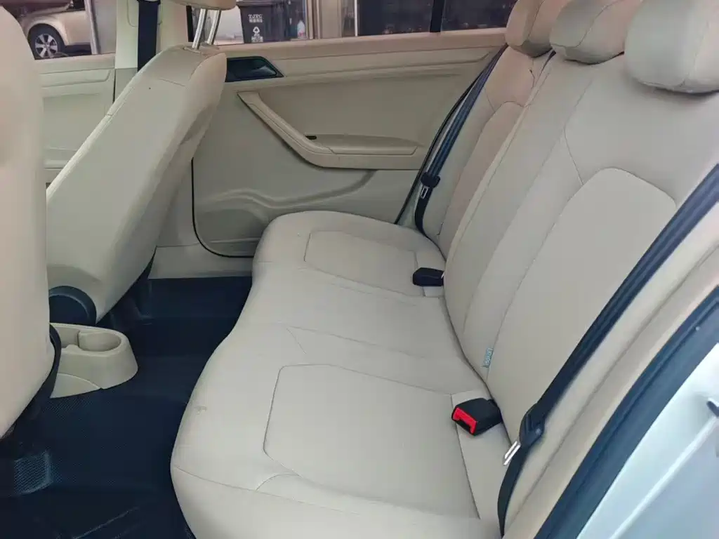 Volkswagen Jetta 2016