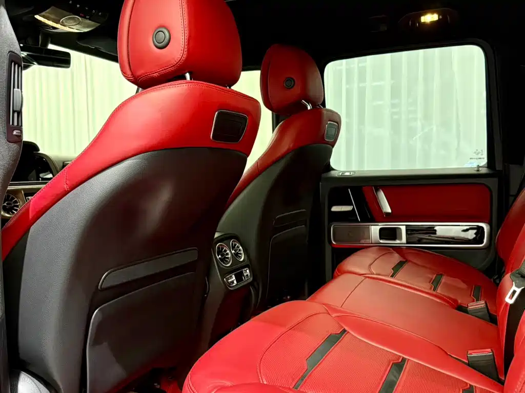 Mercedes-Benz G-Class AMG 2025 — фото 15