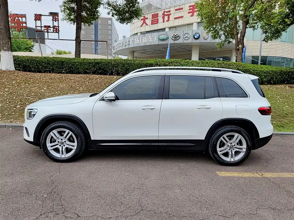 Mercedes-Benz GLB 2022 — фото 3