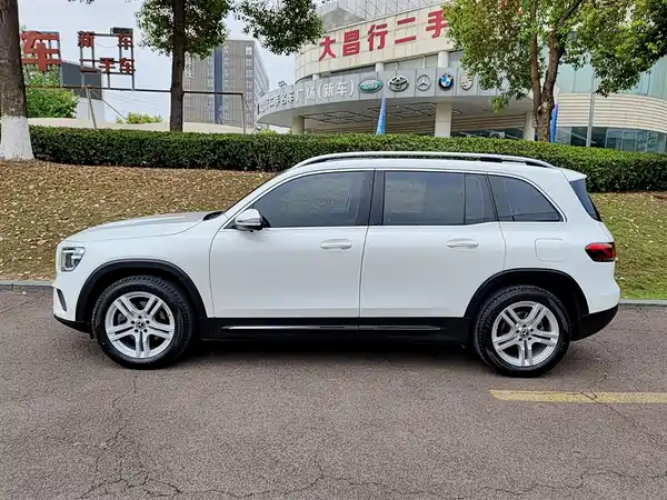 Mercedes-Benz GLB 2022