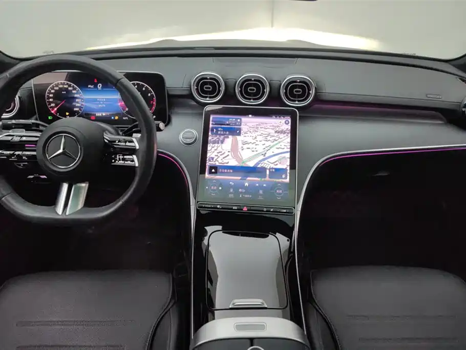 Mercedes-Benz C-Class 2023 — фото 12