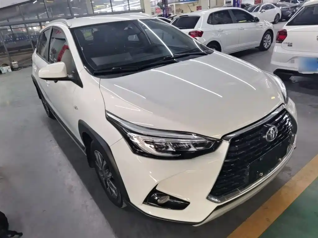 Toyota Yaris L 2020 — фото 4