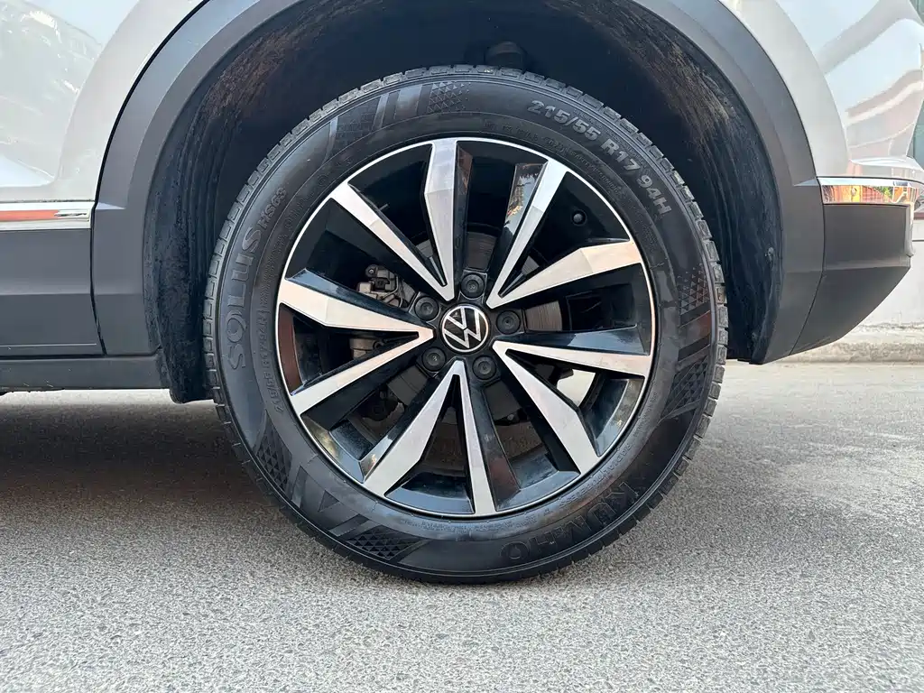 Volkswagen T-Roc 2024 — фото 21