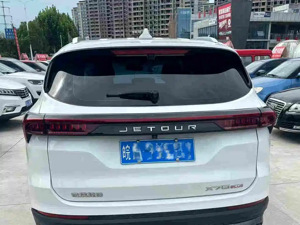 Jetour Jietu X70 PLUS 2024 — фото 10