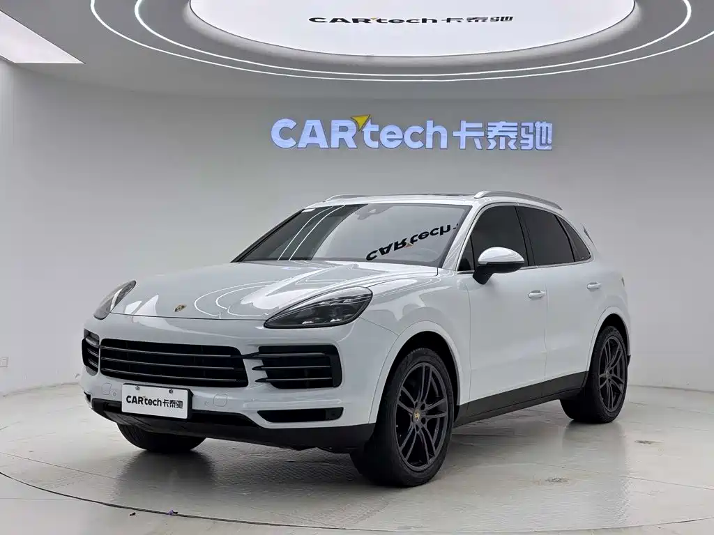 Porsche Cayenne 2018 — фото 13