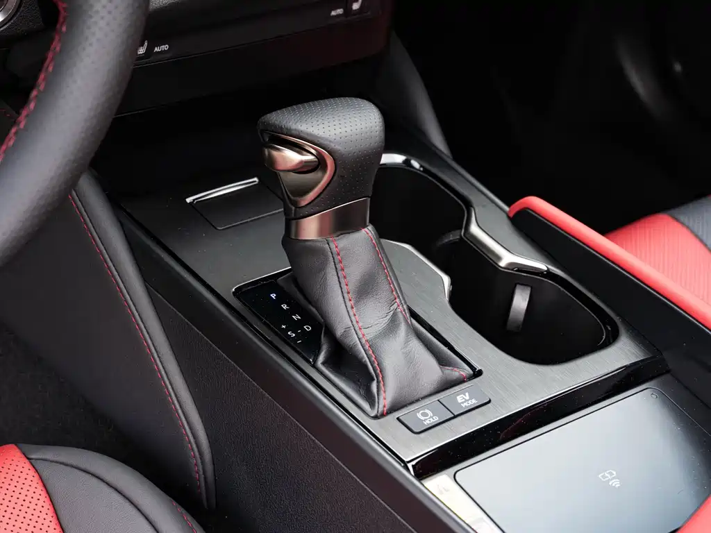 Lexus ES 2023 — фото 15