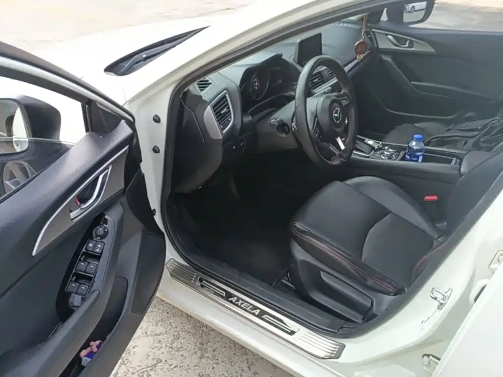 Mazda 3 Angkesela 2018 — фото 16