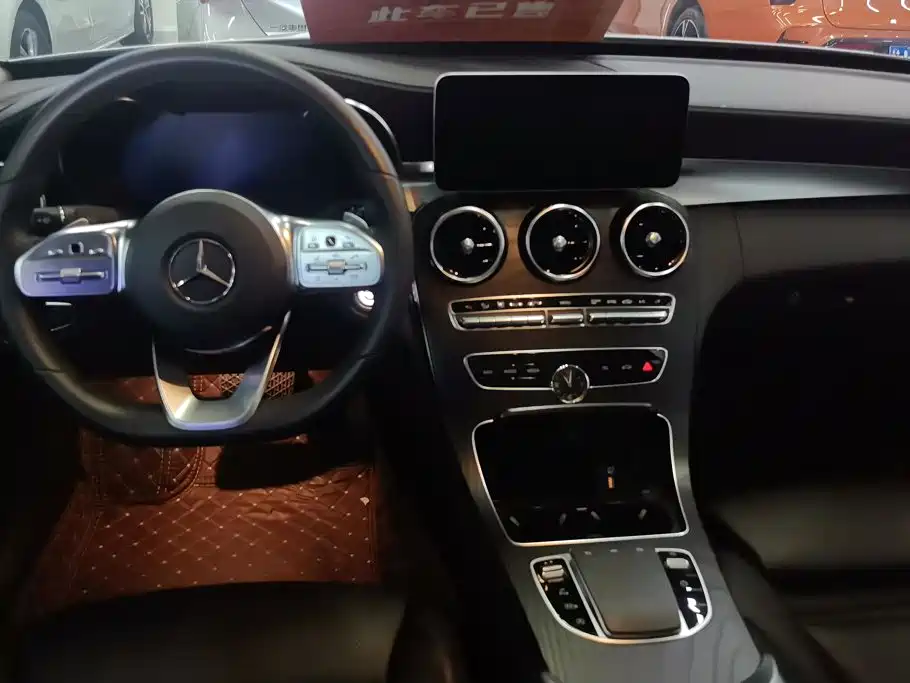 Mercedes-Benz C-Class 2020 — фото 12