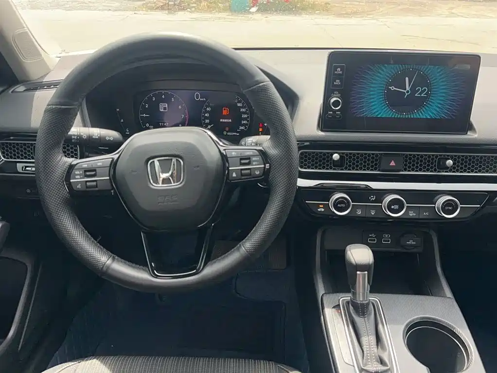 Honda Civic 2023 — фото 11