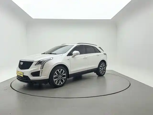 Cadillac XT5 2023 — фото 1