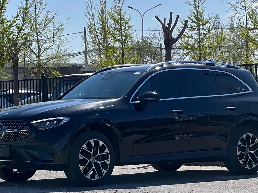 Mercedes-Benz GLC 2024 — фото 1