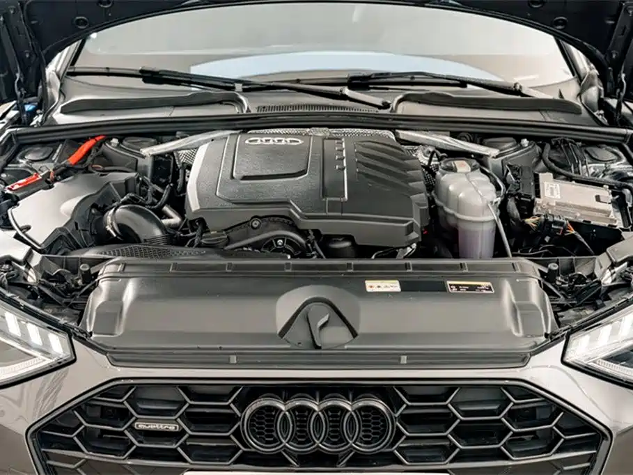 Audi A4L 2023 — фото 24
