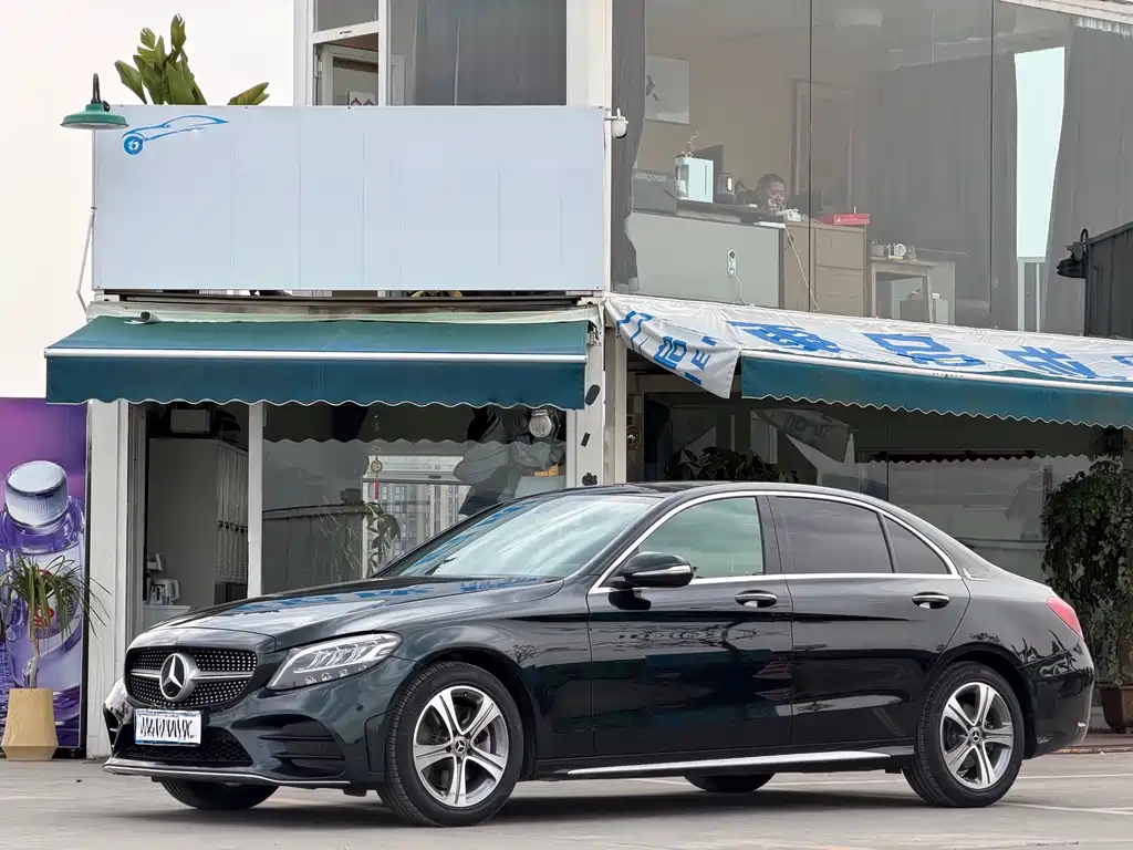Mercedes-Benz C-Class 2020 — фото 1