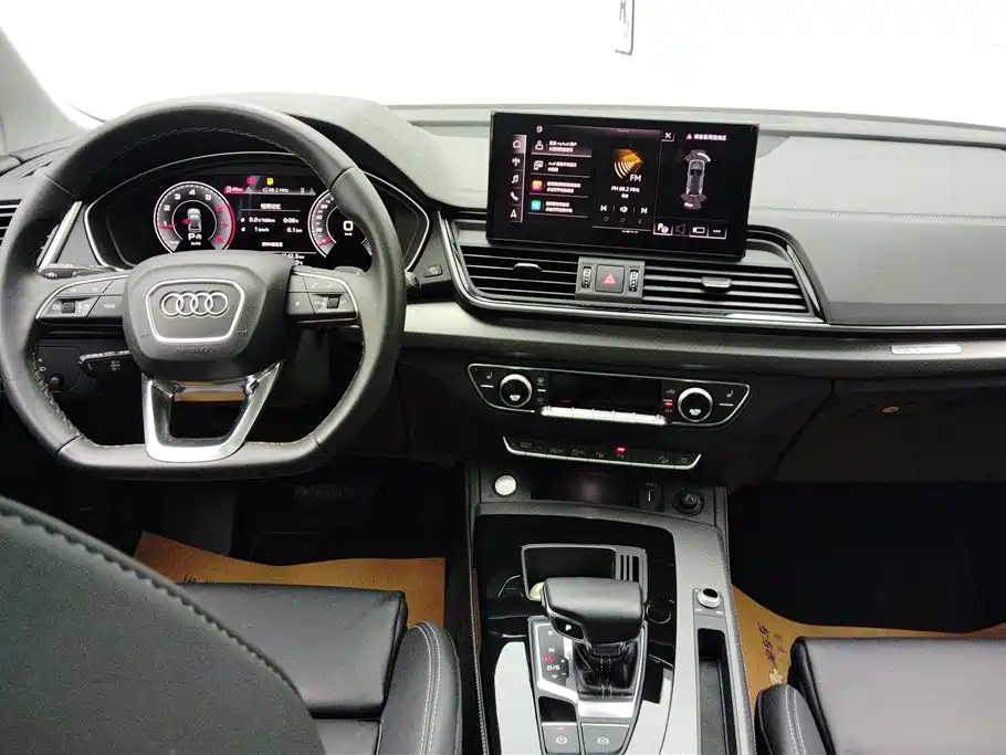 Audi Q5L 2022 — фото 12