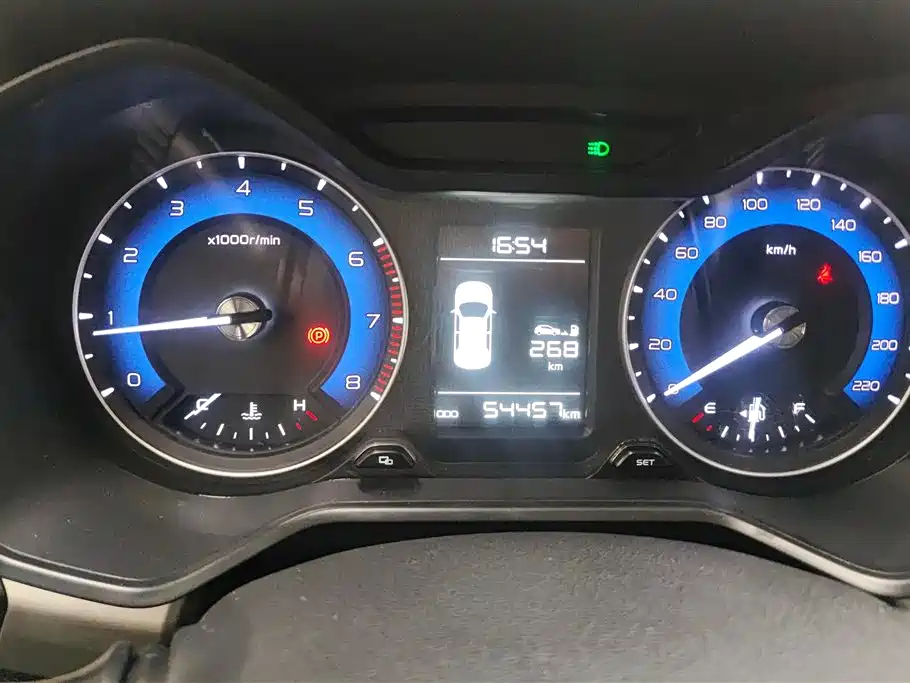 Geely Vision X3 2020 — фото 14