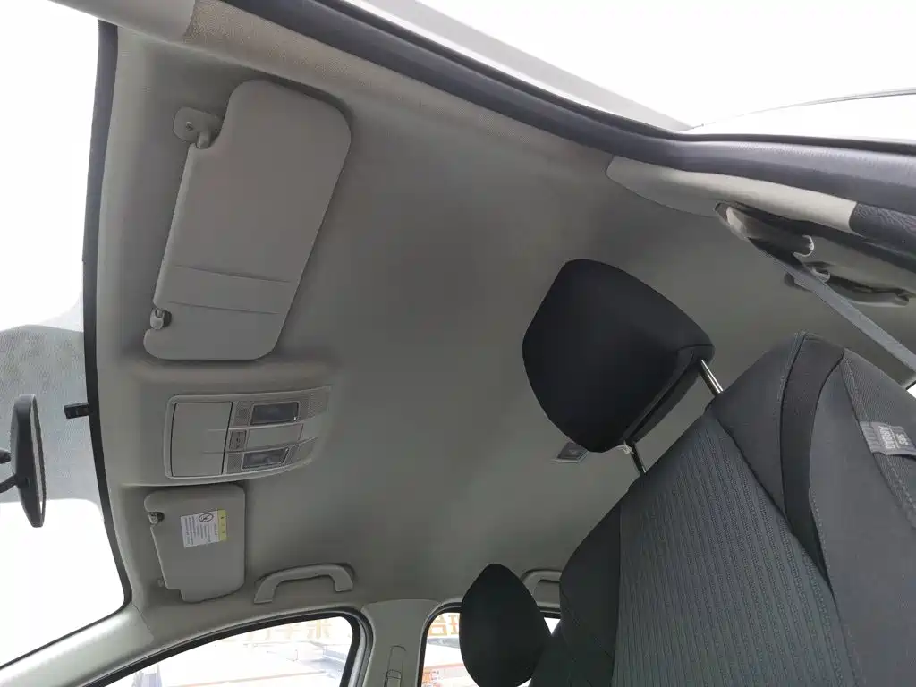 Mazda 3 Axela 2015 — фото 14