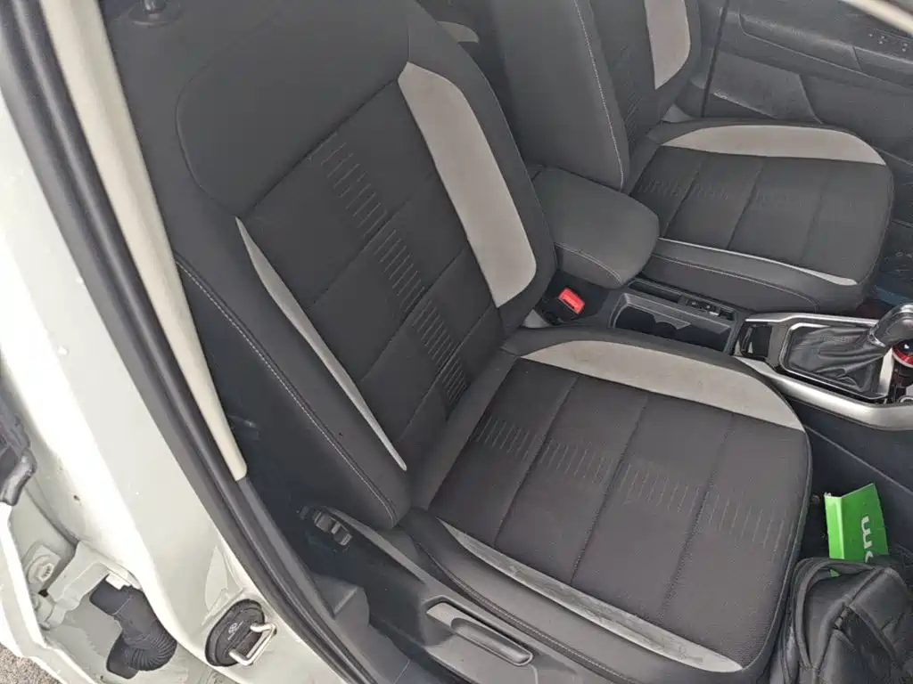 Volkswagen T-Roc 2021 — фото 25