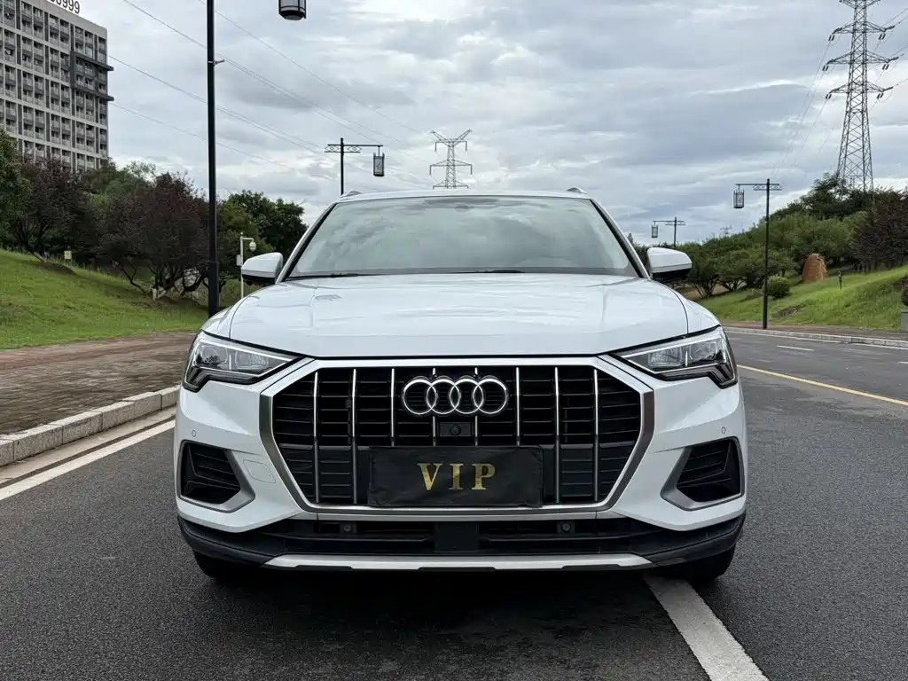 Audi Q3 2021