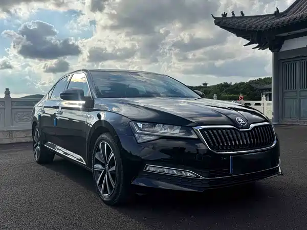 Skoda Superb 2023