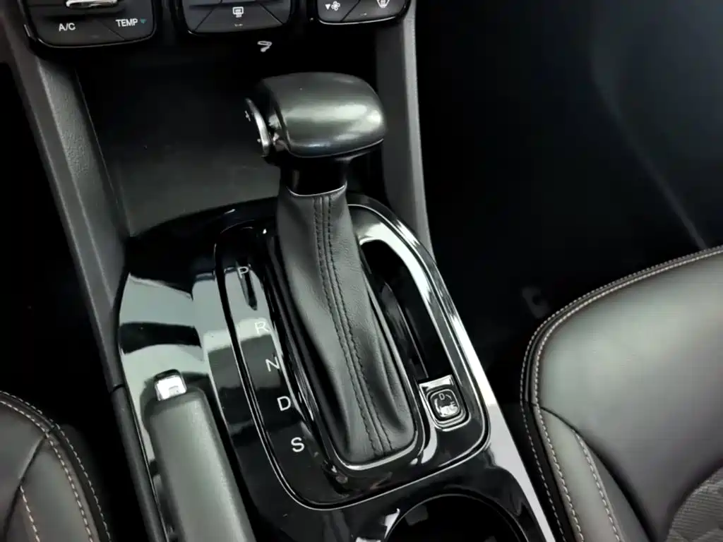GAC Trumpchi GS3 2018 — фото 14