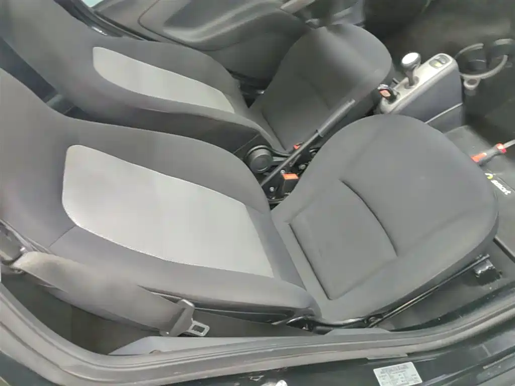 smart Fortwo 2015 — фото 25