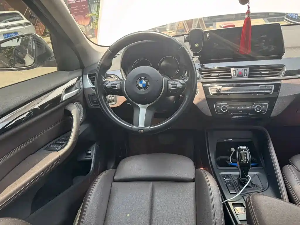 BMW X1 2022 — фото 10