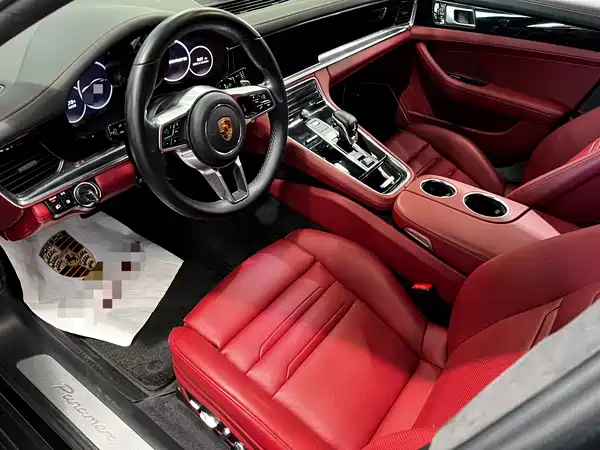 Porsche Panamera 2019