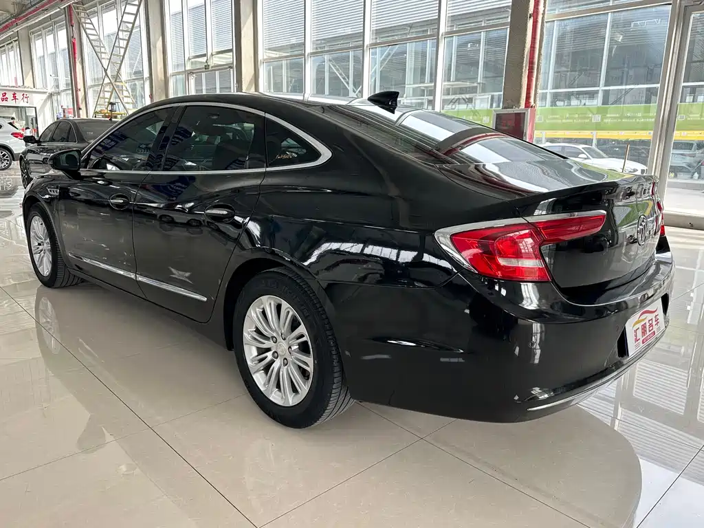 Buick LaCrosse 2019 — фото 9