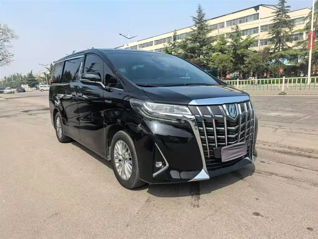 Toyota Alphard 2019 — фото 1