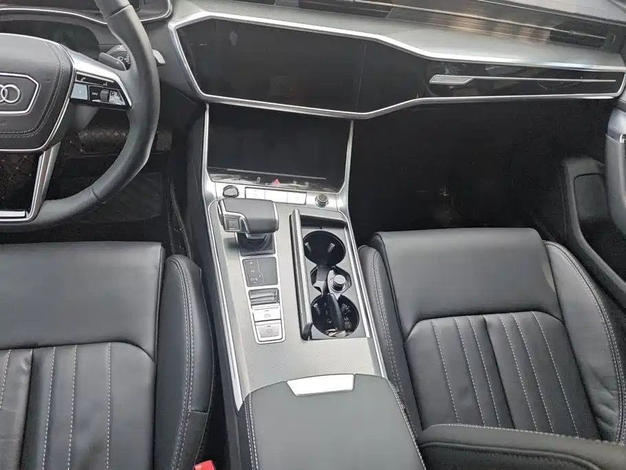 Audi A6L 2023 — фото 16