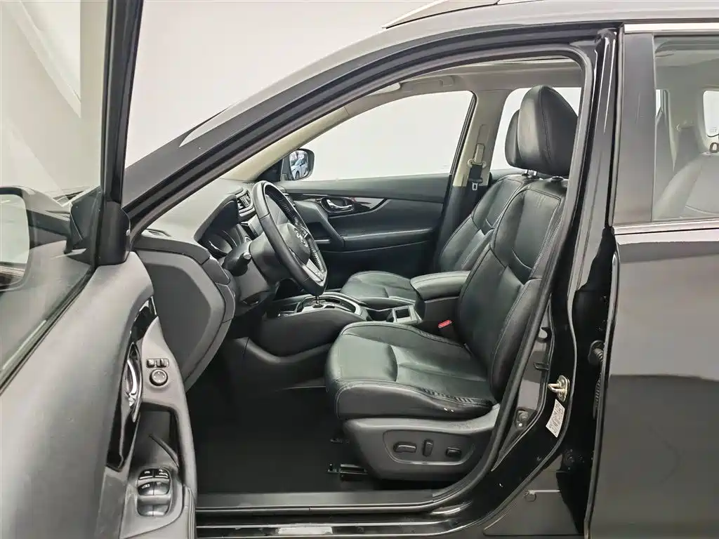 Nissan X-Trail 2020 — фото 10