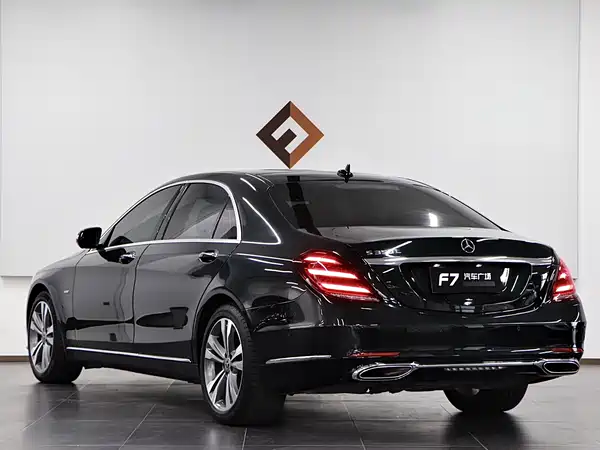 Mercedes-Benz S-Class 2020