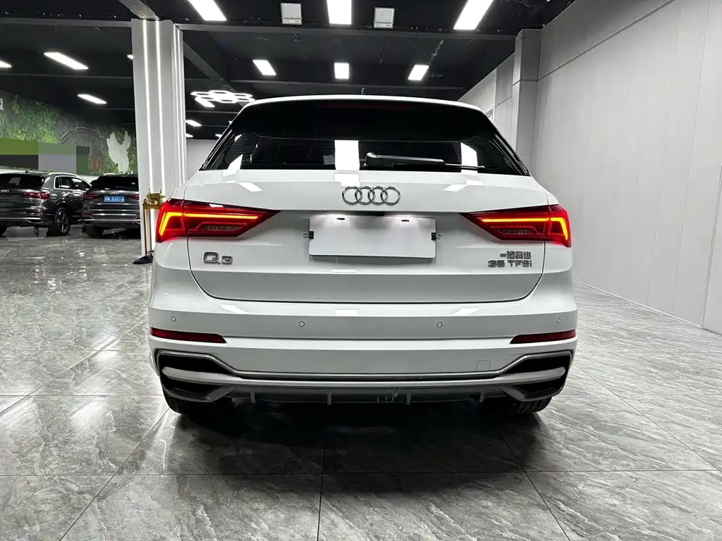Audi Q3 2023