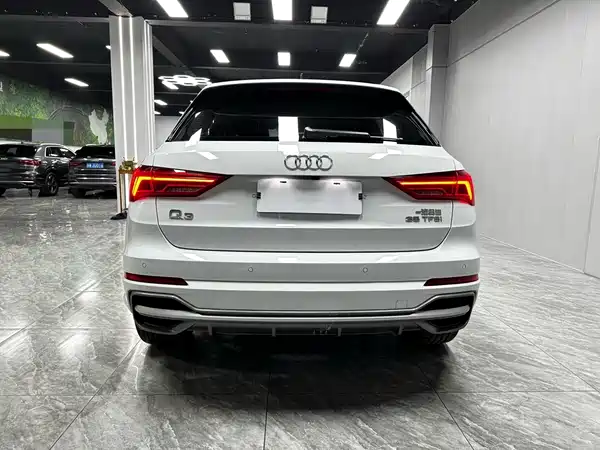 Audi Q3 2023