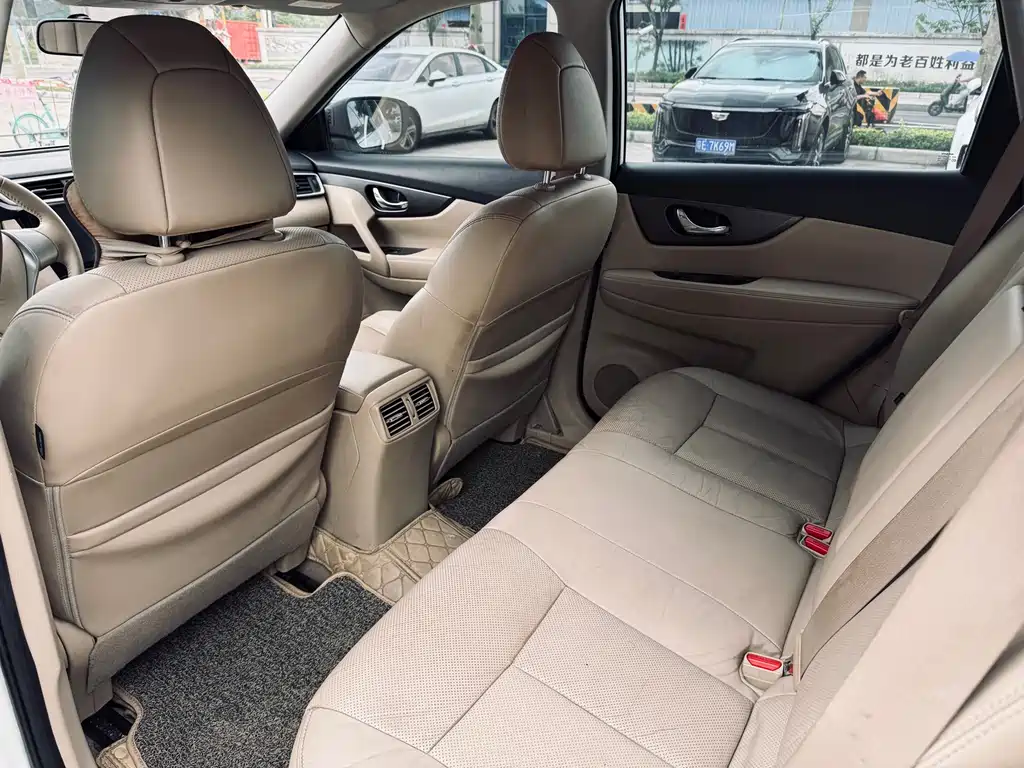 Nissan X-Trail 2015 — фото 19