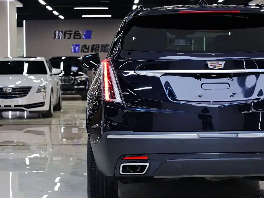Cadillac XT5 2021 — фото 7