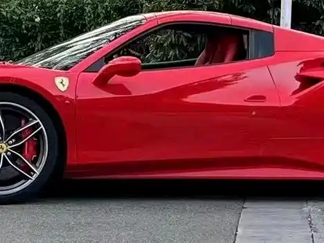 Ferrari 488 2015