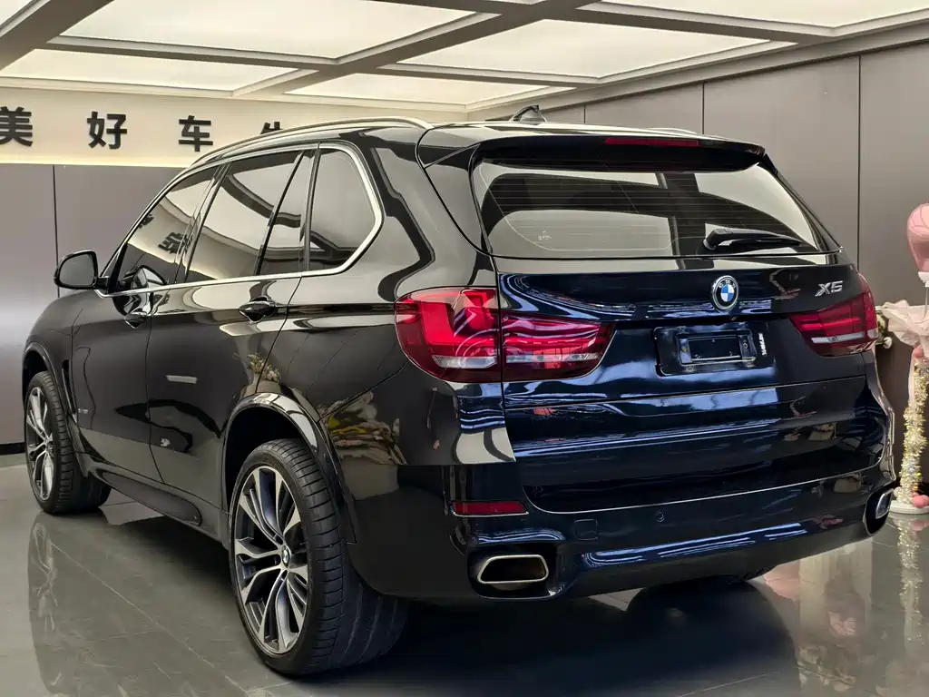 BMW X5 2018 — фото 9