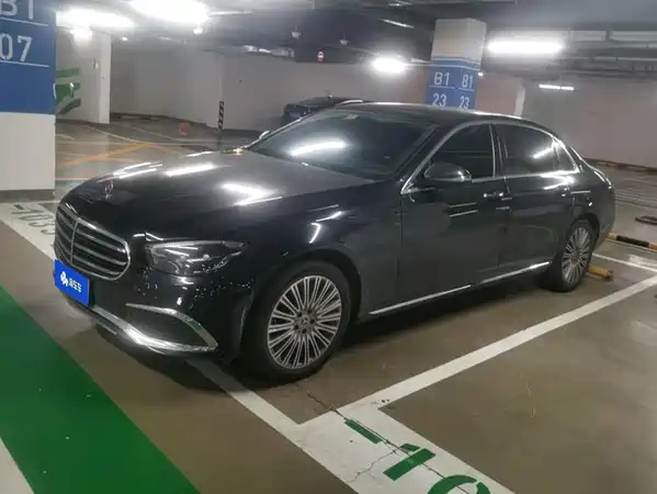 Mercedes-Benz E-Class 2021