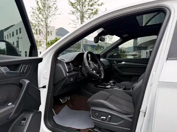 Audi Q5L Sportback 2024