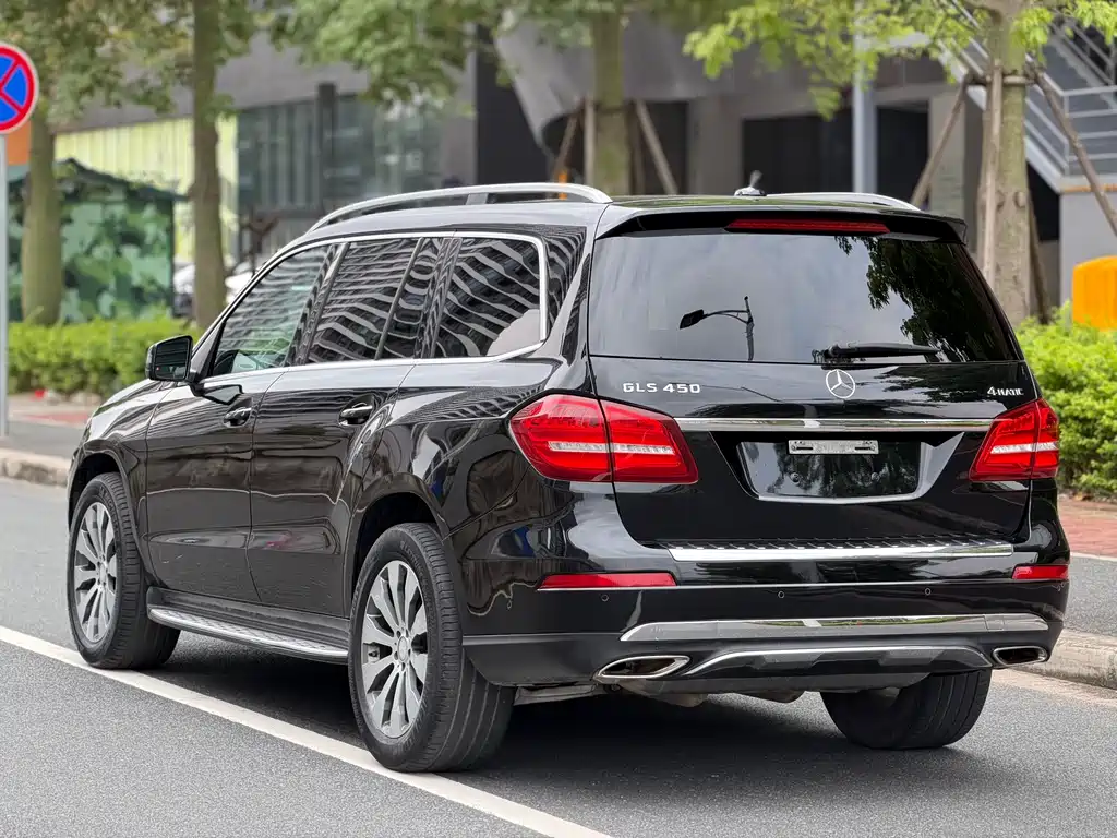 Mercedes-Benz GLS 2017 — фото 8