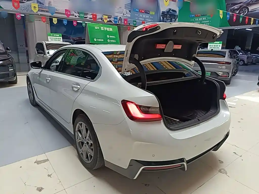 BMW i3 2023