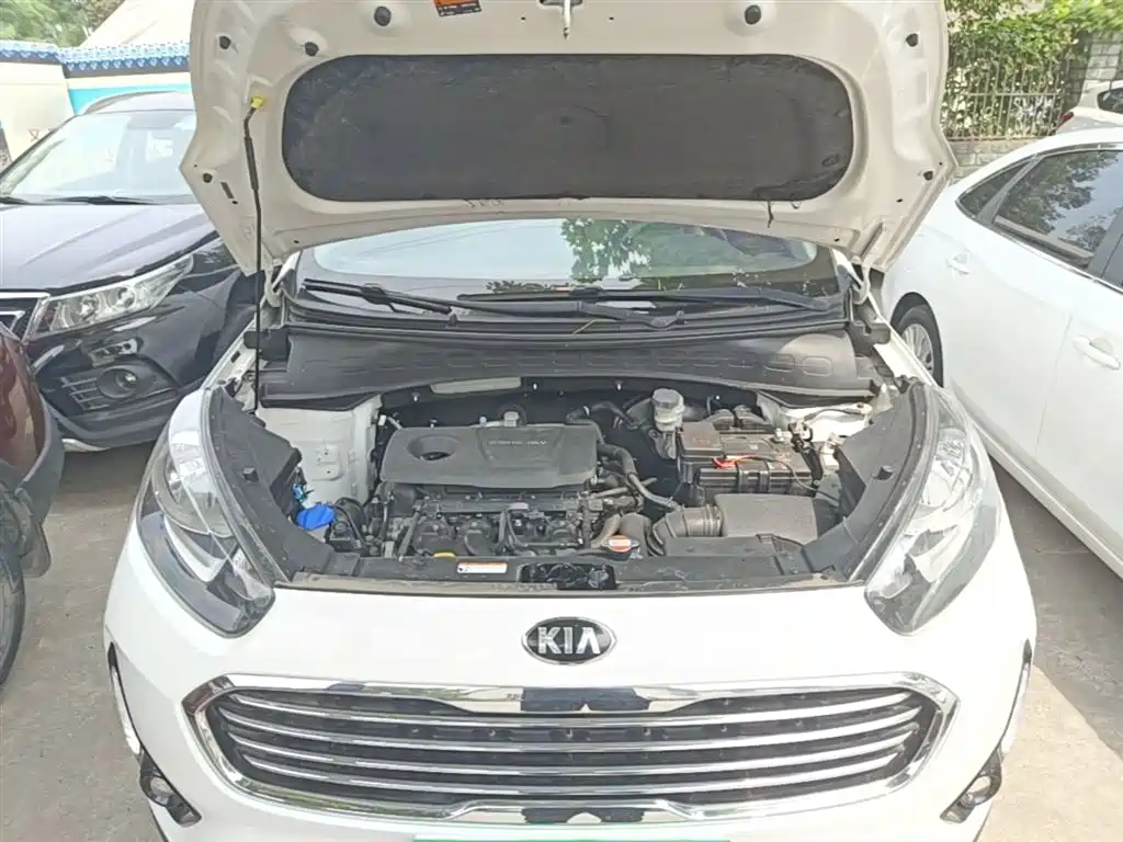 Kia KX3 2016 — фото 20