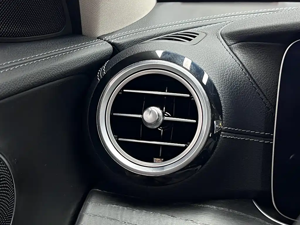 Mercedes-Benz E-Class 2017 — фото 40